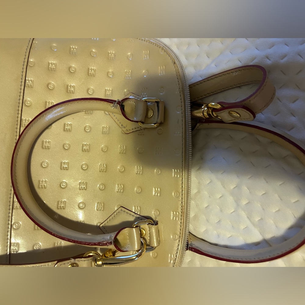 EUC arcadia handbag patent leather - Picture 6 of 7